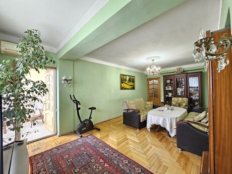 Elan №5942989 - Bakı, İnşaatçılar m., 3 otaqlı, 90 m², 8/9 mərtəbə