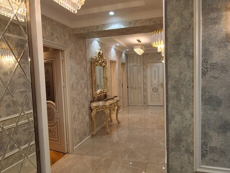 Satılır 3 otaqlı yeni tikili 127.3 m², Xırdalan