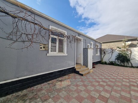 4 otaqlı həyət evi/bağ evi - Zabrat q. - 110 m²