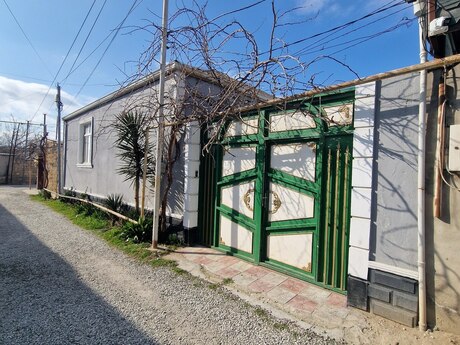 4 otaqlı həyət evi/bağ evi - Zabrat q. - 110 m²