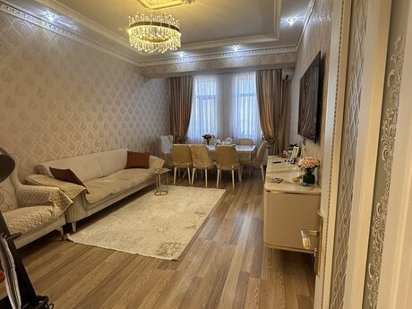 Satılır 2 otaqlı yeni tikili 75 m², Koroğlu m.