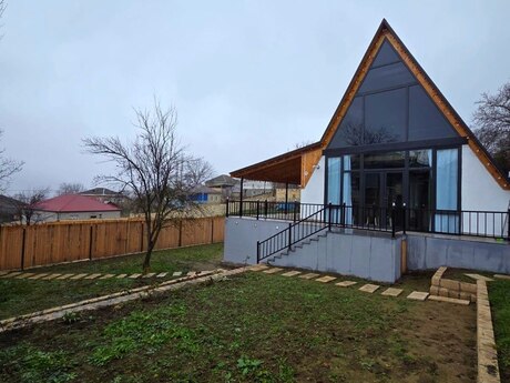 4 otaqlı həyət evi/bağ evi - Quba - 85 m²