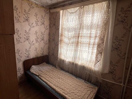 2 otaqlı köhnə tikili - Qara Qarayev m. - 40 m²