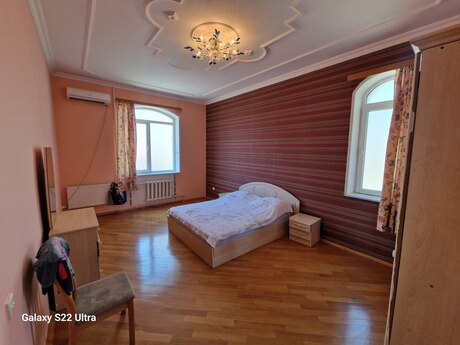 7 otaqlı həyət evi/bağ evi - Köhnə Günəşli q. - 520 m²