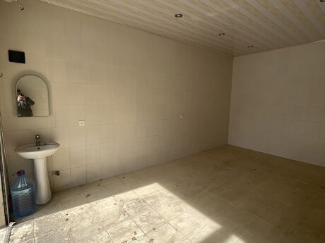 Qaraj - Elmlər Akademiyası m. - 24 m²