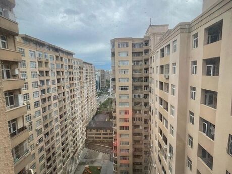 3 otaqlı yeni tikili - 8 Noyabr m. - 158 m²