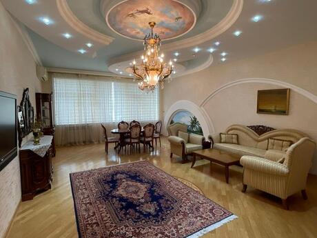4 otaqlı yeni tikili - Elmlər Akademiyası m. - 200 m²