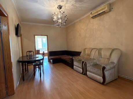 2 otaqlı köhnə tikili - Memar Əcəmi m. - 56 m²
