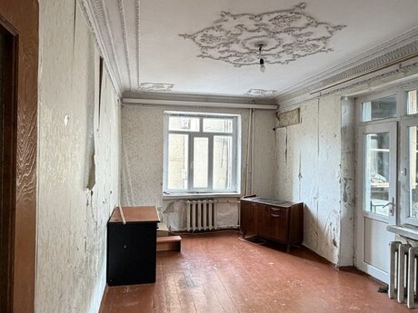 2 otaqlı köhnə tikili - Bakıxanov q. - 65 m²