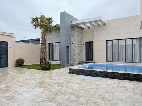 4 otaqlı həyət evi/bağ evi - Şüvəlan q. - 180 m²