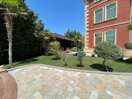 6 otaqlı həyət evi/bağ evi - Xətai r. - 1000 m²