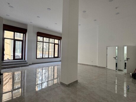 Obyekt - Ağ şəhər q. - 127 m²