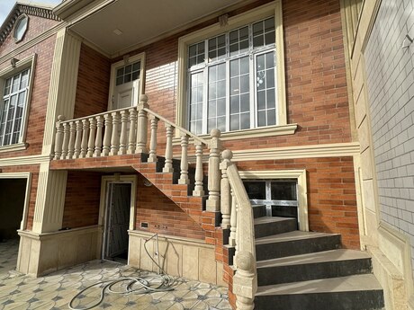 4 otaqlı həyət evi/bağ evi - Zabrat q. - 220 m²