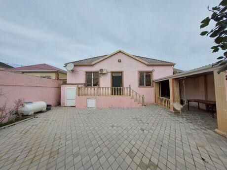 4 otaqlı həyət evi/bağ evi - Hövsan q. - 147 m²