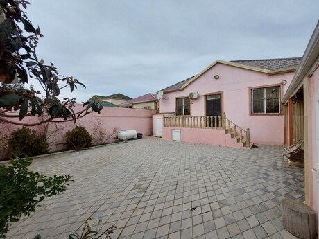 4 otaqlı həyət evi/bağ evi - Hövsan q. - 147 m²