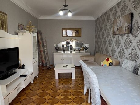 3-комнатная квартира, 75 м², Nizami: 240 000 ₼ 3