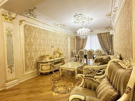 4 otaqlı yeni tikili - 28 May m. - 180 m²
