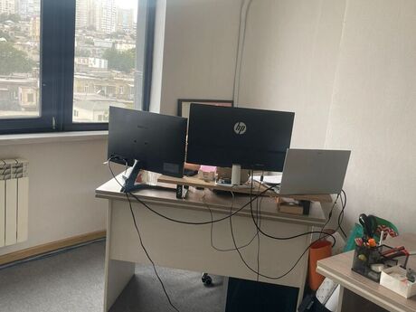 3 otaqlı ofis - Nizami m. - 150 m²