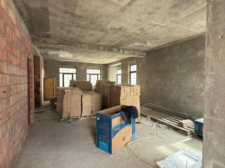 6 otaqlı həyət evi/bağ evi - Sea Breeze q. - 600 m²