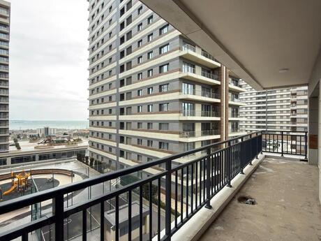 4 otaqlı yeni tikili - Xətai r. - 194 m²