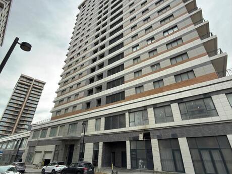 4 otaqlı yeni tikili - Xətai r. - 194 m²