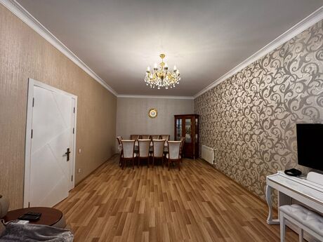 9-комн. дом/дача - Сабаильский р. - 500 м²