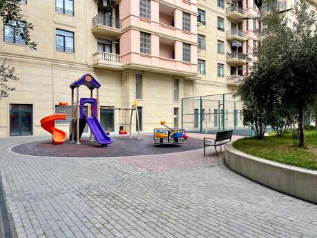 4 otaqlı yeni tikili - Şah İsmayıl Xətai m. - 125 m²