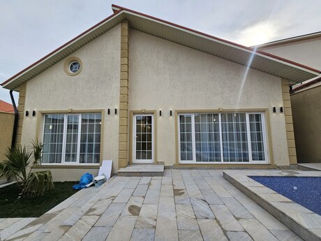 4 otaqlı həyət evi/bağ evi - Şüvəlan q. - 140 m²
