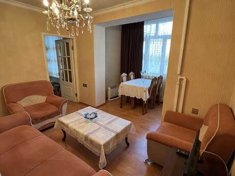 2 otaqlı köhnə tikili - Nəsimi r. - 42 m²