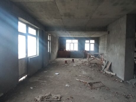 Satılır 3 otaqlı yeni tikili 128 m², 7-ci mikrorayon q.