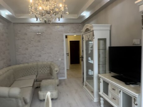 2 otaqlı yeni tikili - 8-ci mikrorayon q. - 65 m²