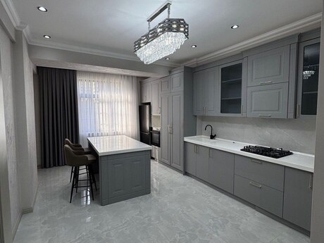 Объявление №5946208 - Баку, Насиминский  р., 3-комн., 138 м², 3/17 этаж