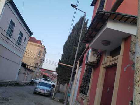 Satılır 5 otaqlı həyət evi/bağ evi 120 m², Bakıxanov q.