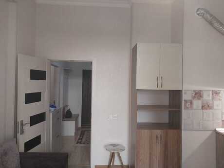 1-комн. новостройка - м. 28 мая - 50 м²