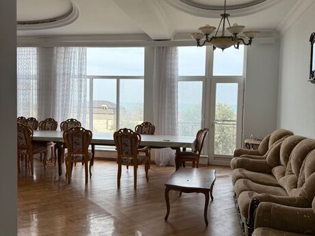 6 otaqlı həyət evi/bağ evi - Görədil q. - 280 m²
