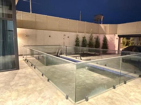 5 otaqlı həyət evi/bağ evi - Mərdəkan q. - 380 m²