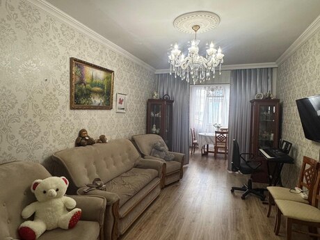 Объявление №5946547 - Баку, м. Элмляр Академиясы, 2-комн., 60 м², 3/6 этаж