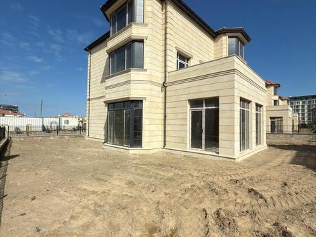 9-комн. дом/дача - пос. Sea Breeze - 460 м²