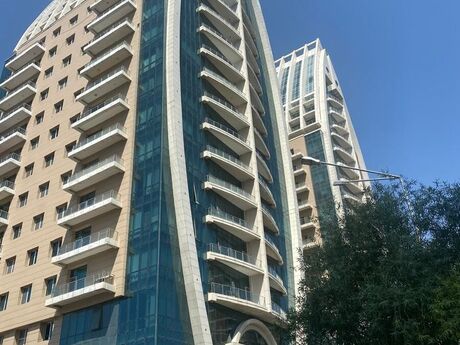 4 otaqlı yeni tikili - İçəri Şəhər m. - 185 m²