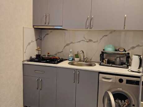 1 otaqlı köhnə tikili - Bayıl q. - 35 m²