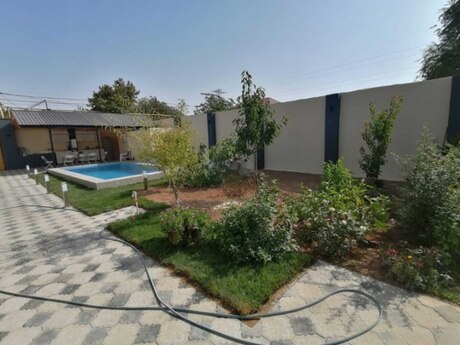 5 otaqlı həyət evi/bağ evi - Mərdəkan q. - 160 m²