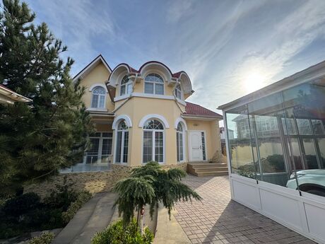 5 otaqlı həyət evi/bağ evi - Badamdar q. - 300 m²