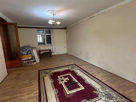 7 otaqlı həyət evi/bağ evi - Ramana q. - 400 m²