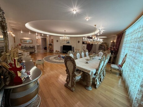 Elan №5948106 - Bakı, Sahil m., 4 otaqlı, 234 m², 7/19 mərtəbə