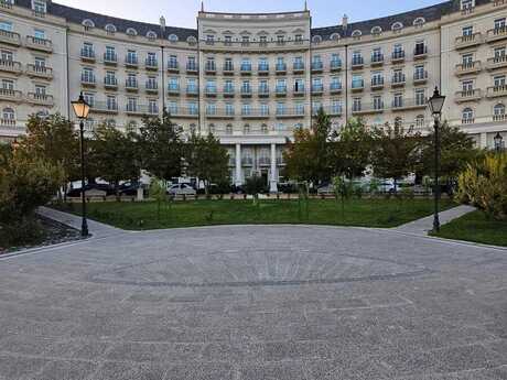 Elan №5804517 - Bakı, Ağ şəhər q., 4 otaqlı, 150 m², 3/6 mərtəbə