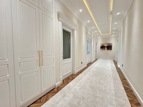 3-room apartment for rent, 140 m², Nizami: 3 000 ₼/mo 2