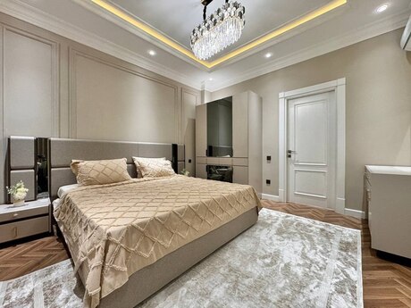 3-room apartment for rent, 140 m², Nizami: 3 000 ₼/mo 3