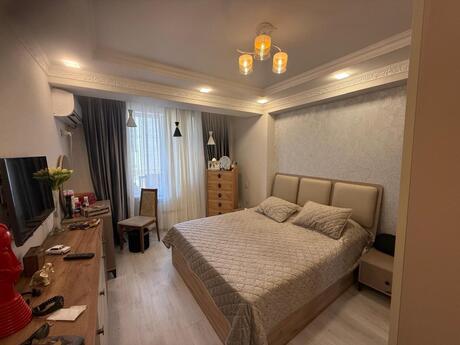 Elan №5948509 - Bakı, Binəqədi r., 2 otaqlı, 48 m², 2/5 mərtəbə