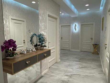 Elan №5948527 - Bakı, Nəriman Nərimanov m., 3 otaqlı, 145 m², 7/18 mərtəbə