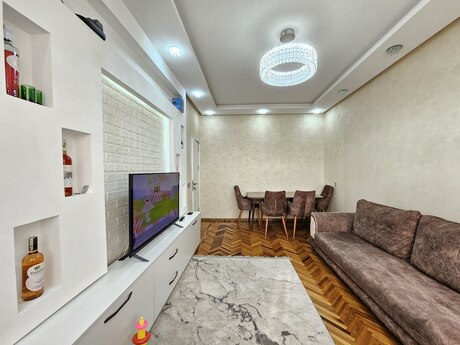 3 otaqlı köhnə tikili - Nəsimi m. - 85 m²